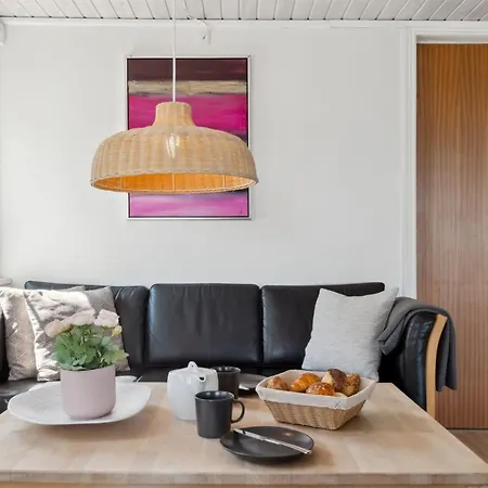 Silke - 10m From The Sea By Interhome Feriehus Allinge-Sandvig