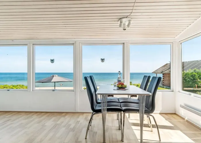 Сasa de vacaciones Silke - 10m From The Sea By Interhome Allinge-Sandvig